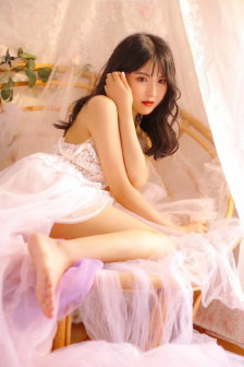 男生被吊起来摸j